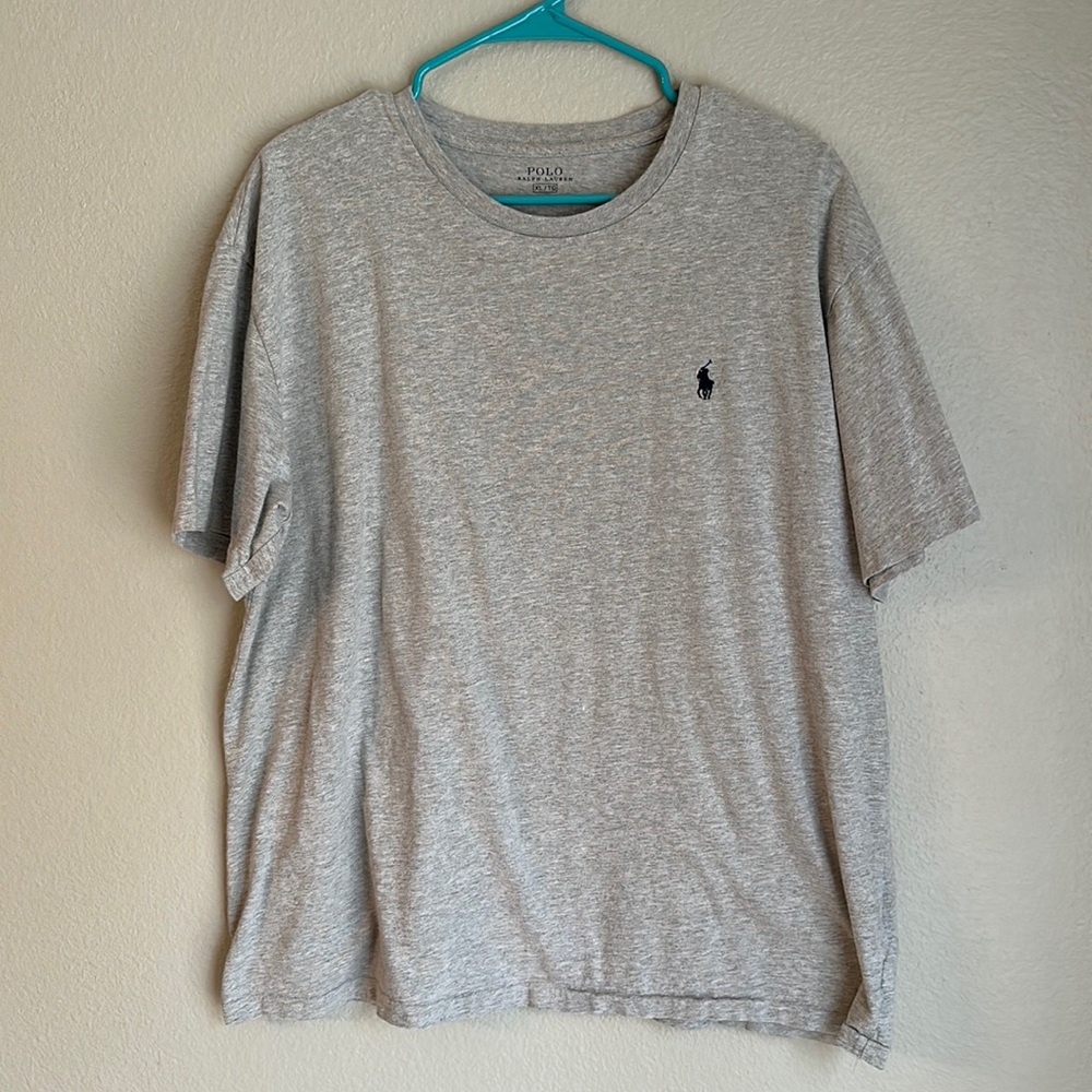 Men's T shirt